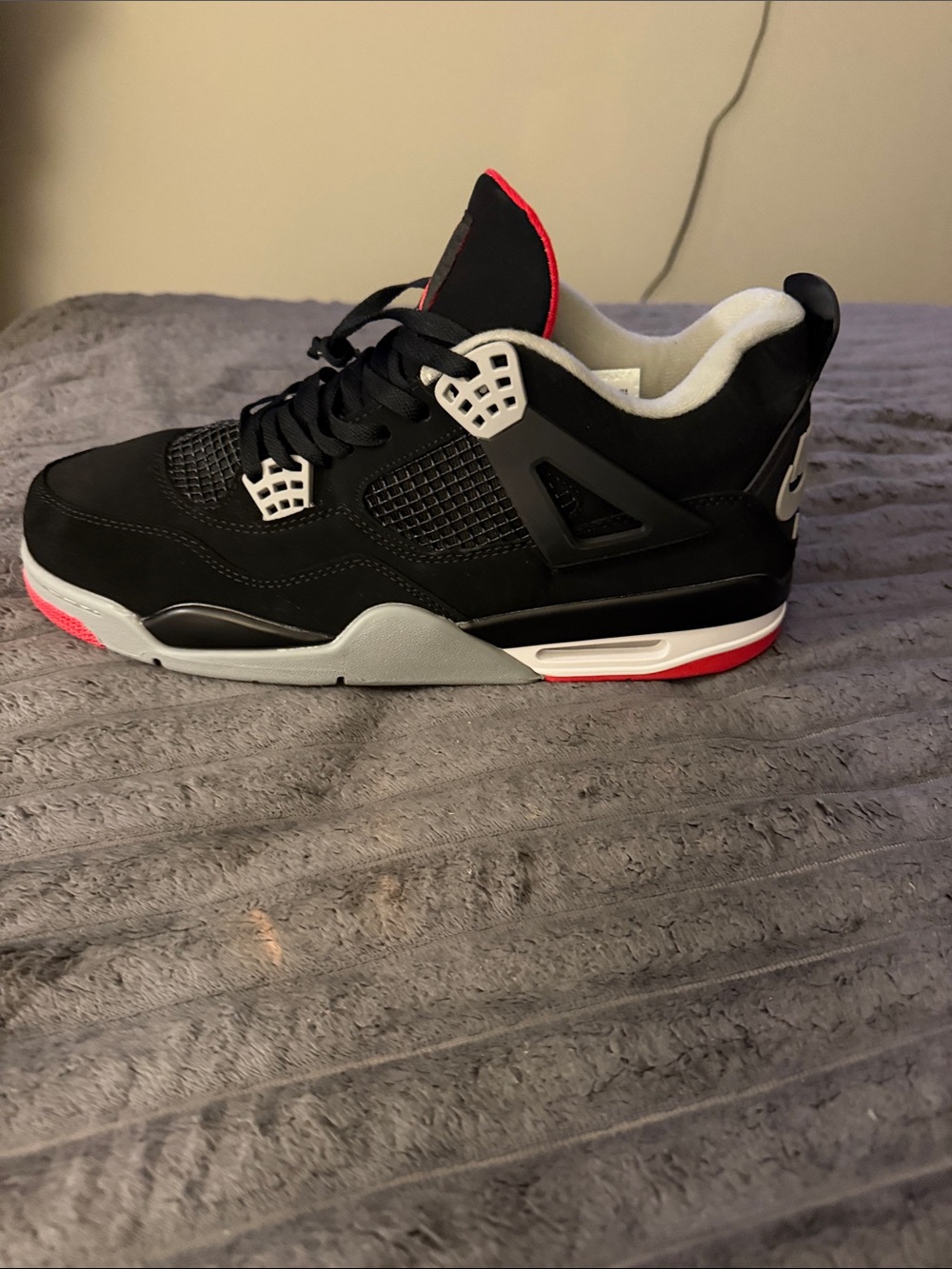 Nike Black and Red Men's Retro Basketball Sneakers